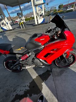 2012 ninja Kawasaki  650cc