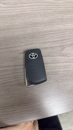 OEM Toyota Smart Key Keyless Entry Remote Fob Keyfob