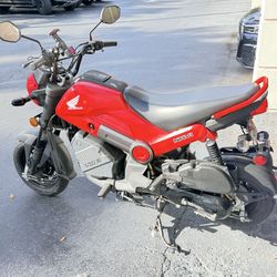 Honda NAVI 2022
