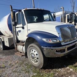 2010 International Propane tanker 