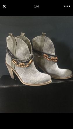 New Leather Fall Boots Size 6