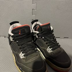 Jordan 4 Bred