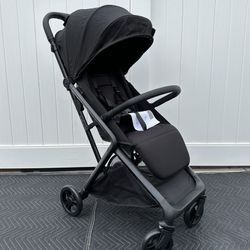 Travel Stroller/ Icon Compact Travel Stroller/ Kids/ Airplane/ Stroller/ New