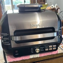 Ninja Foodi 7-in-1 Indoor Grill/Griddle Combo Air Fryer 