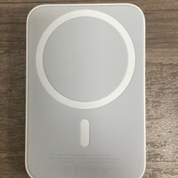 Apple  Battery Pack 
