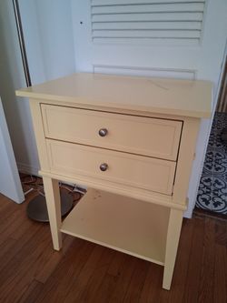 Nightstand /Side Table 