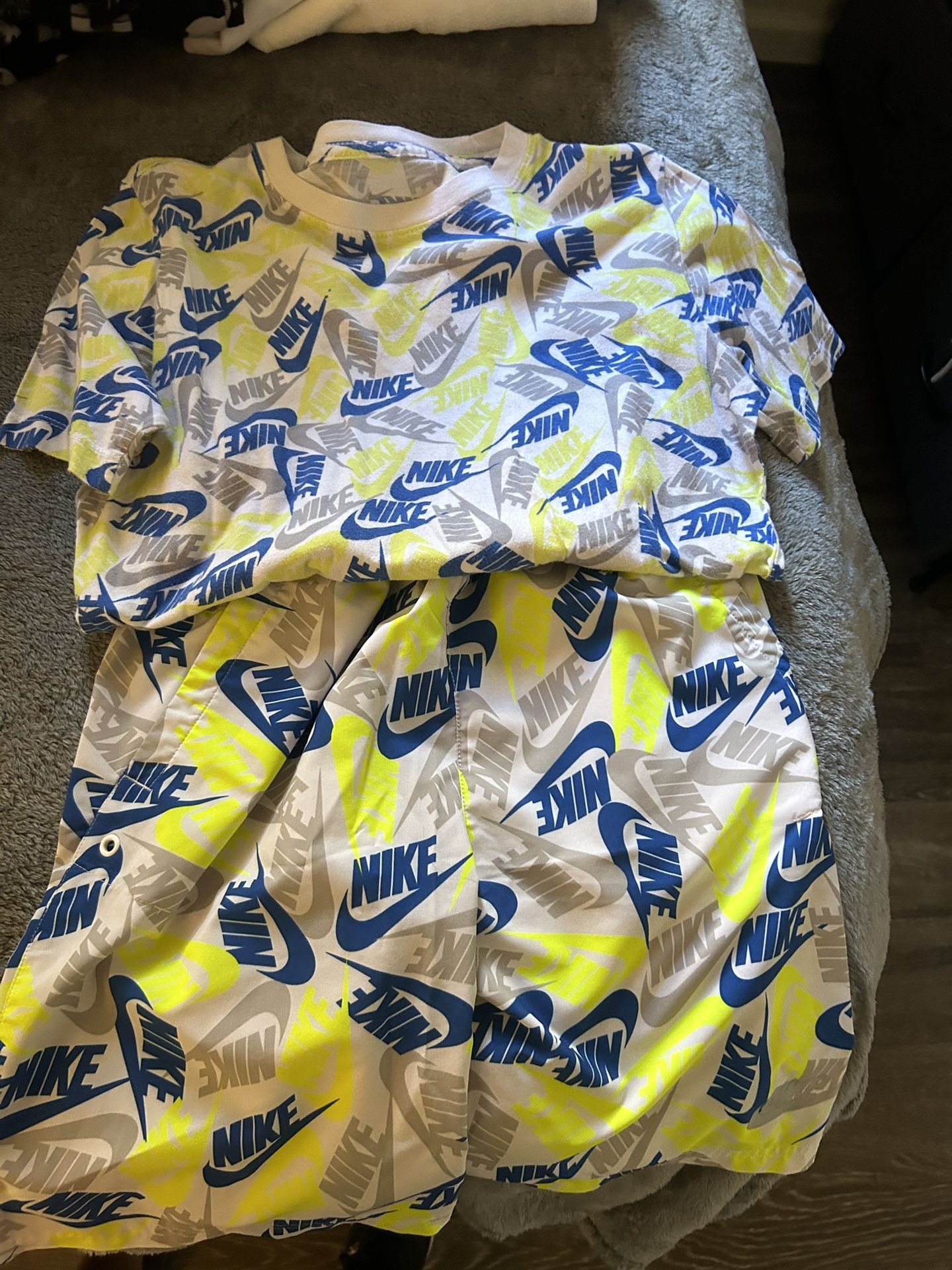 Kids Nike And Jordan Clothes XL