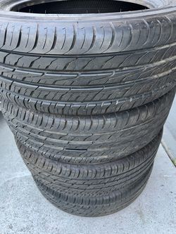 225/60/18 Ironman tires 99% life no patches takeoffs 225/60r18 Llantas semi nuevas 99% de Vida