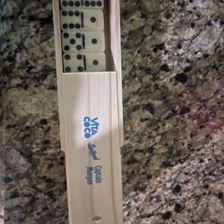 Vitacoco Captain Morgan Domino Set 