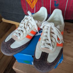 Women's Adidas Sambas