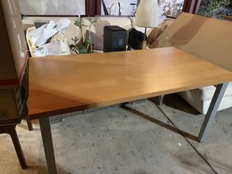 Working Table / Desk 