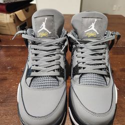 Jordan 4 Cool Grey's 