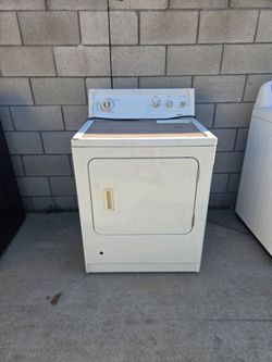 Kenmore gas dryer in working condition