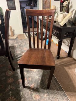Set of 6 dining room chairs
