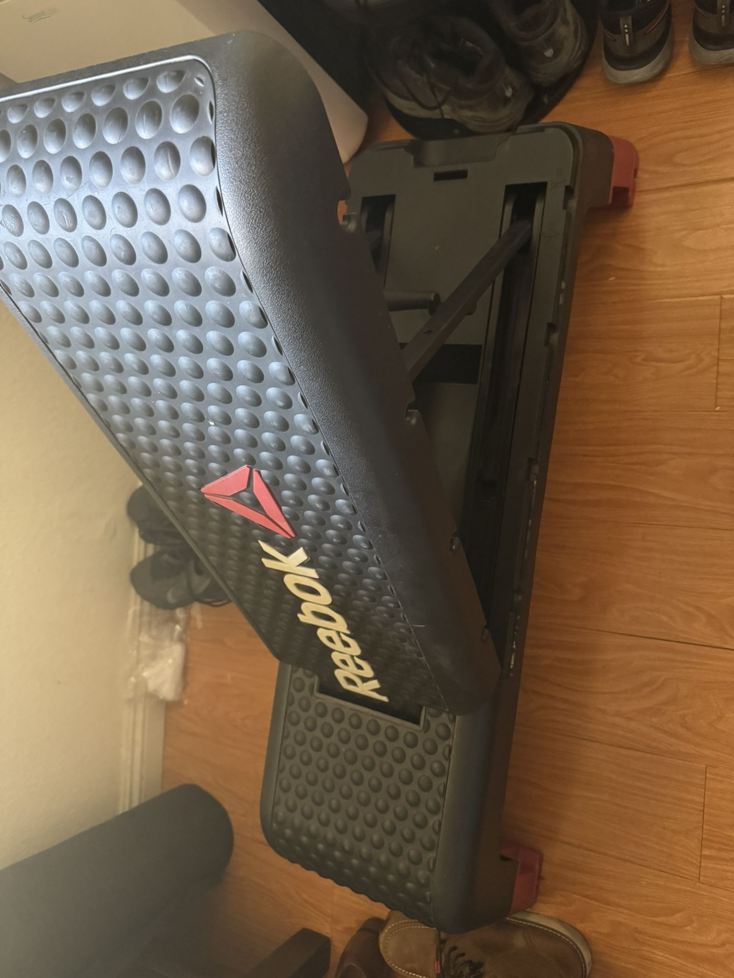 Reebok Deck Multipurpose Adjustable Bench Aerobic Strength Training Incline and Decline, Red