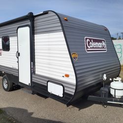 2021 Coleman Lantern 17b