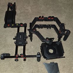 $140.00 Vehicle Camera Mount w/ Suction / Headphones / Shoulder Rig For Sale