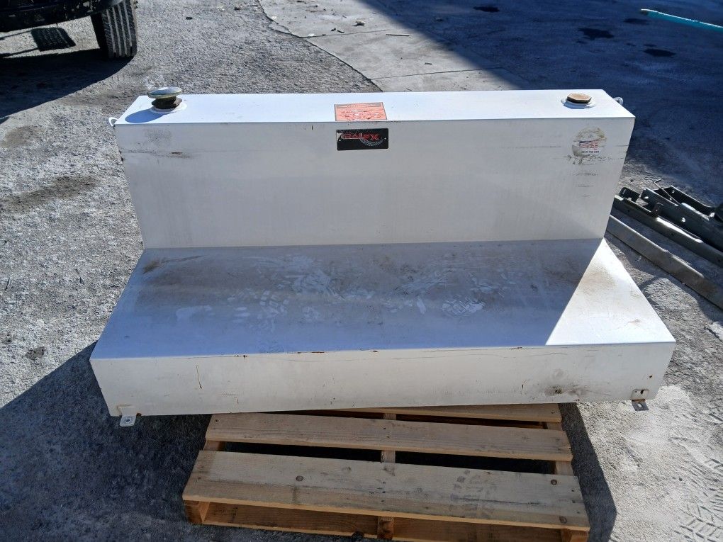 L Shaped Truck Bed Fuel Tank