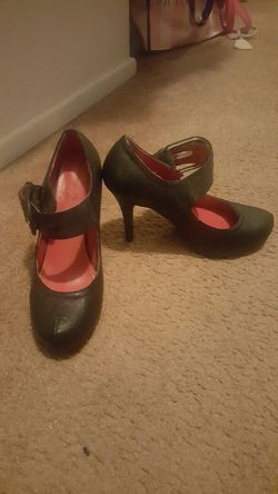Size 8 heels