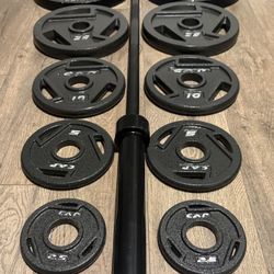 NEW Olympic Equipment: 6 ft Black Barbell With Weight Plates: 45s to 2.5s Total: 283 lbs