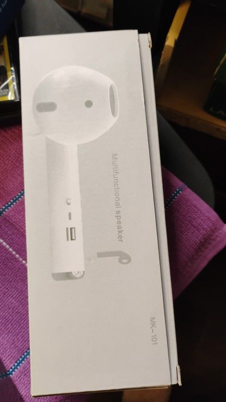 Giant Earbud Speaker