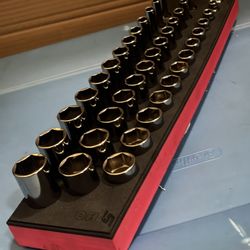 Snap-on Tools 39 pc 3/8" Drive 6-Point SAE Flank Drive® Combination Socket Set with PRO-FIT™ Organization (1/4-1") (Red)