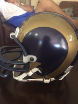 Rams mini helmet