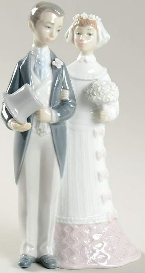 Lladro Wedding Figurine