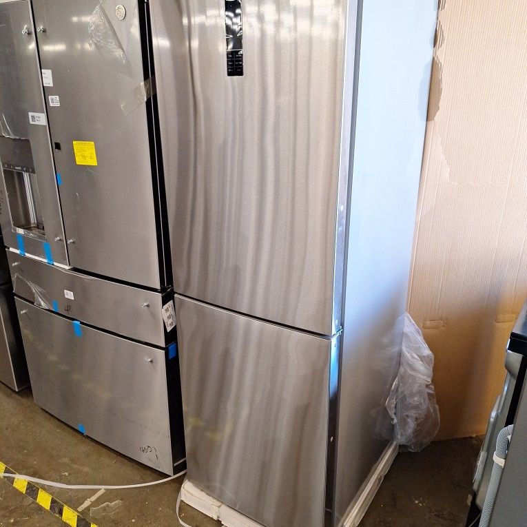 Bertazzoni Professional Series Refrigerator 