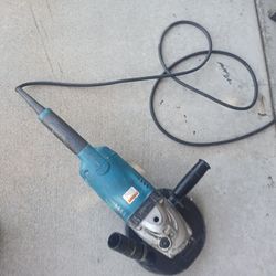 Makita 7" Angle Grinder Model 7021 W/carbide Blade Surfacing Wheel