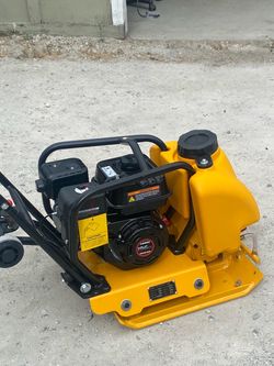 Plate compactor