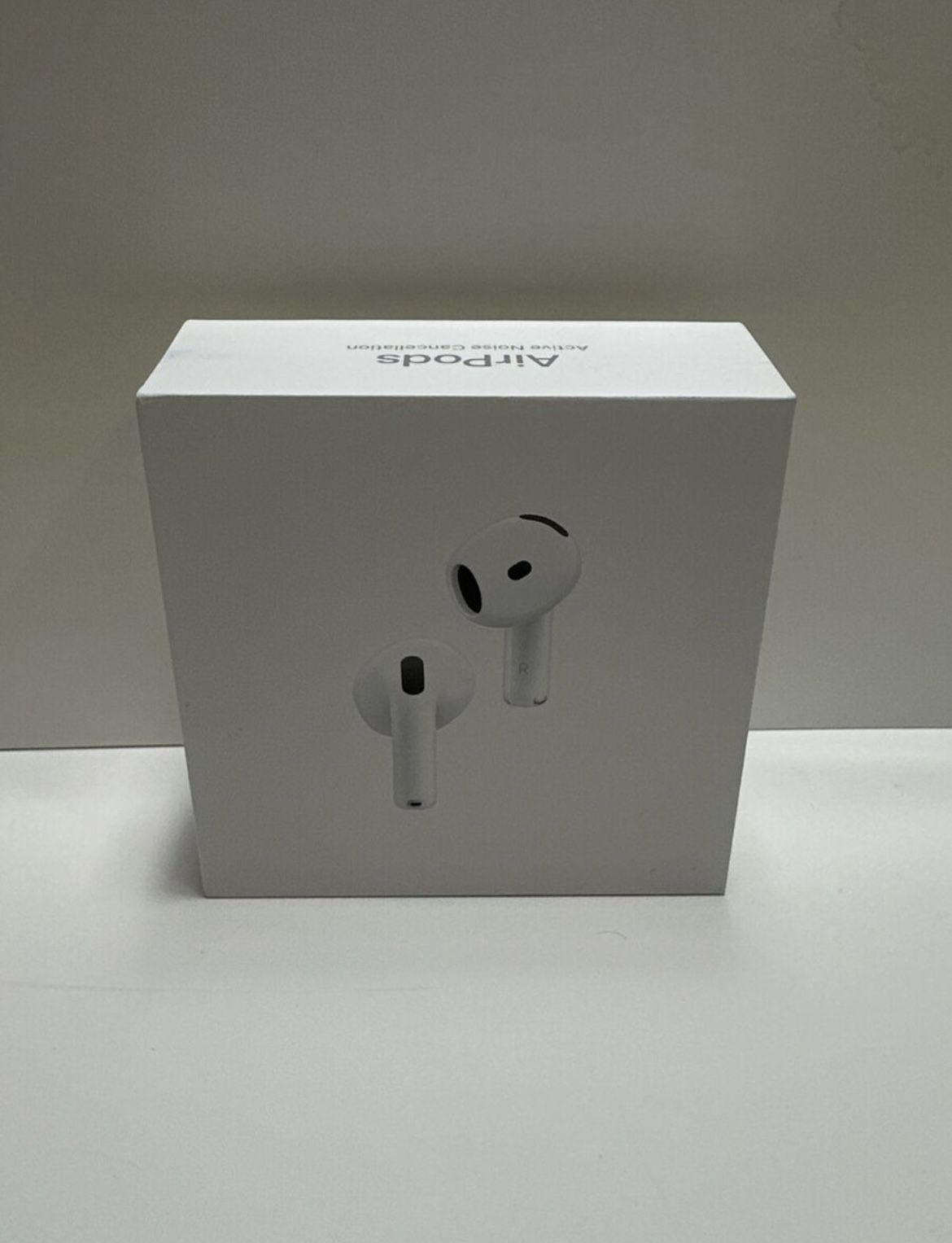 AirPods 4
