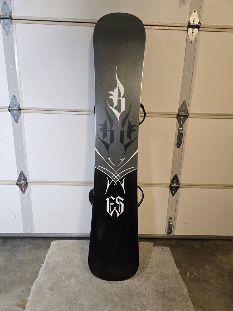 Burton Snowboard 168 cm Ride Bindings Mens Large
