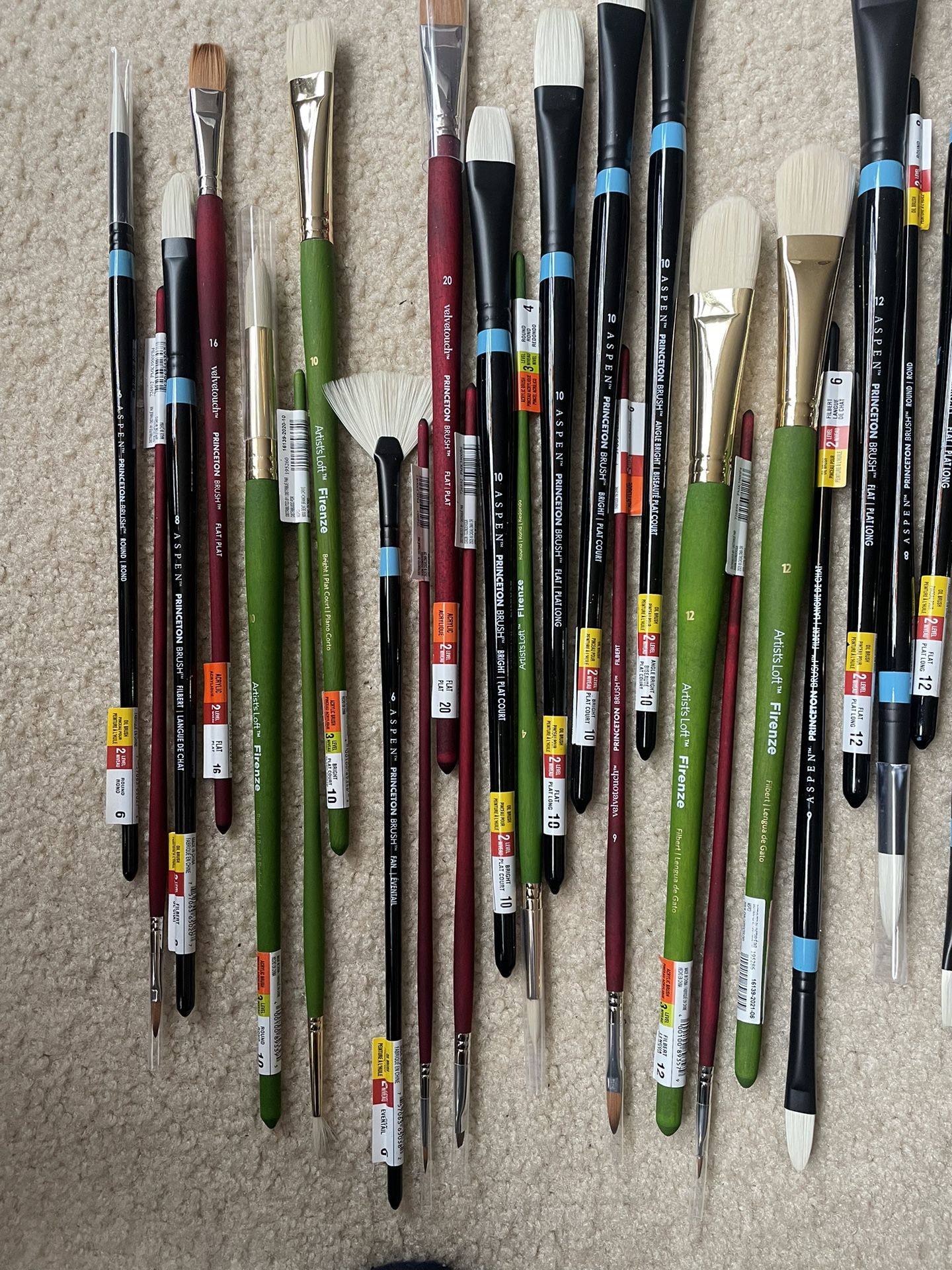 Artists Dream-35 High End Paint Brushes