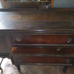 Antique China Hutch/ Buffet/credenza