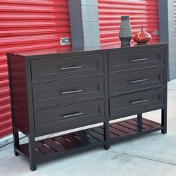 Black 6-Drawer Dresser with Bottom Shelf