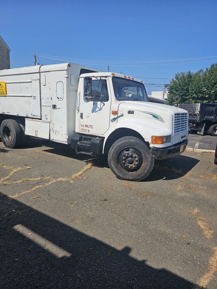 dump truck 