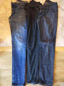 Pair of 12 Women pants/Jeans/work slacks Size 6 (assorted range of sizes) abercrombie, AE, Forever 21, Paris Blues
