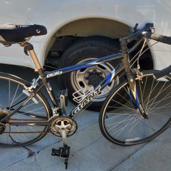 Used Giant OCR3 Road Bike
