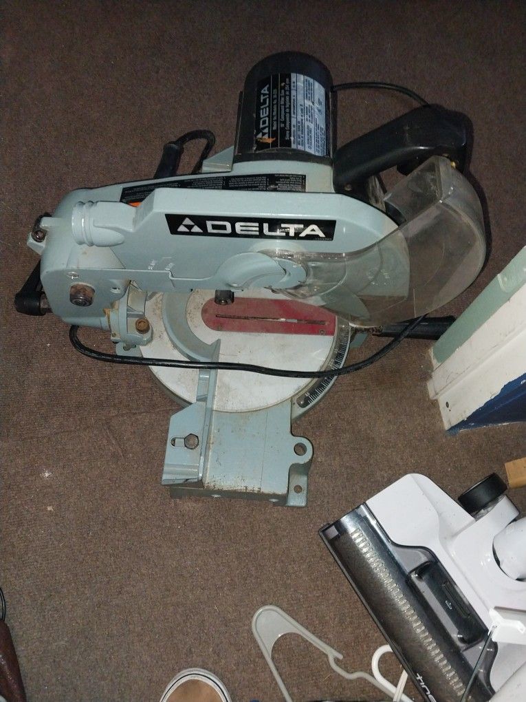 Table Saw 🪥 Delta Awesome Condition