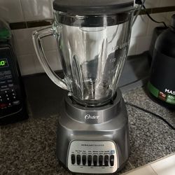 Oster Silver Blender