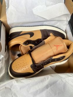 Women’s Air Jordan Retro 1