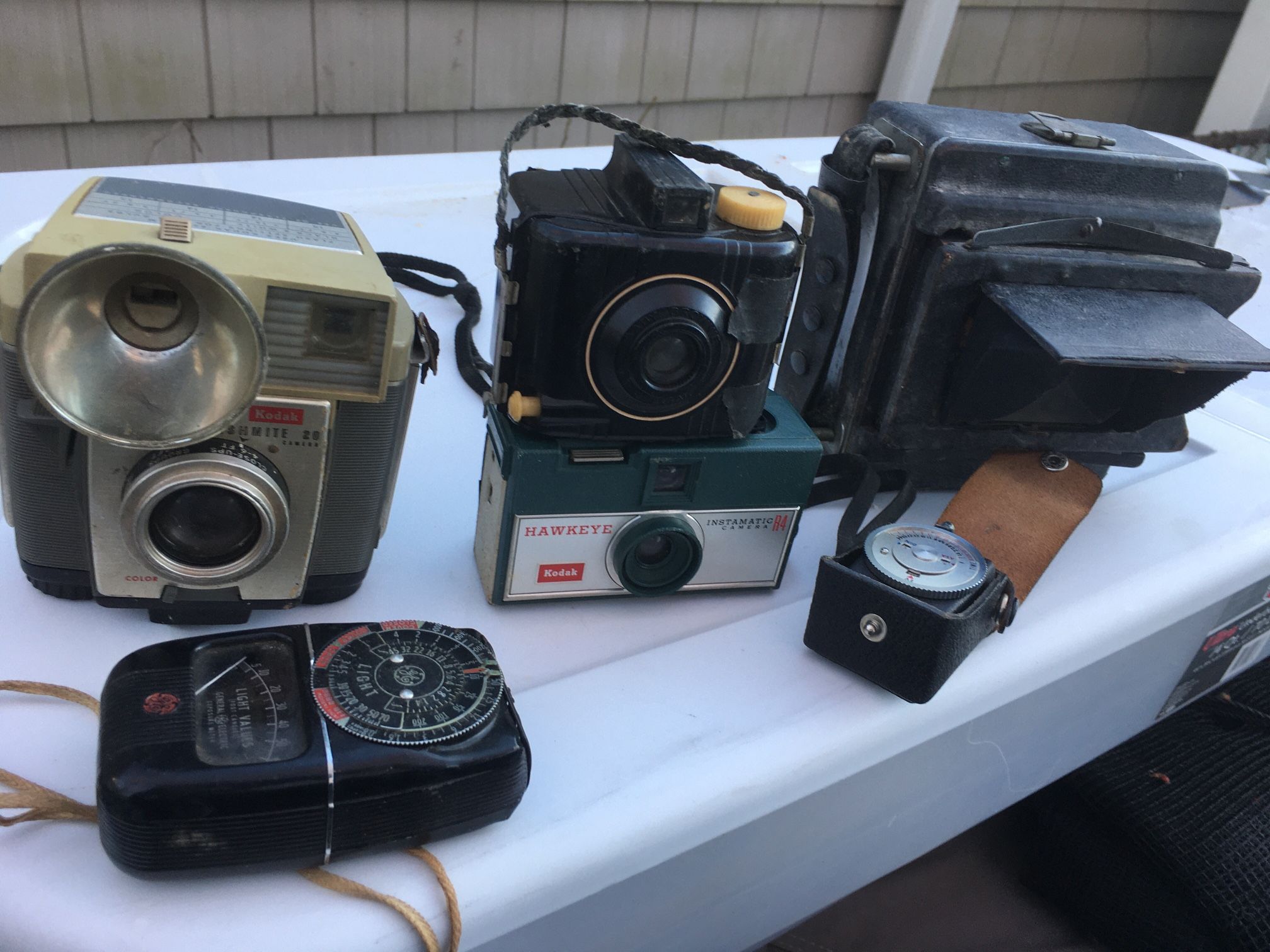 Lot Of Vintage Cameras Everything Goes For $50