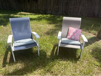 3 lawn chairs