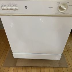 FREE Dishwasher Nautilus