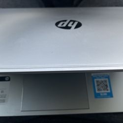 Hp Pavilion  Intel Core i7 iRISxe GRAPHICS