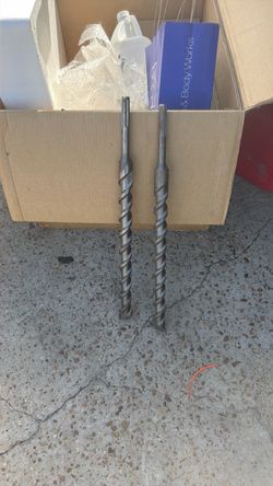 Hammer drill bits
