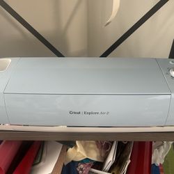 Cricut Explore Air 2- Blue