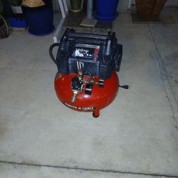 6 Gallons  Portable  Compressor 