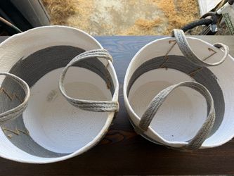 Brand new never used baskets